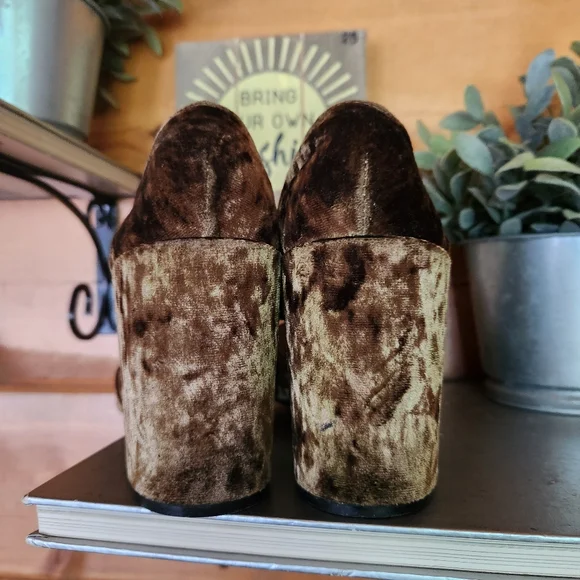 Cabi 6016 Crushed Green Velvet Interlock Chunky Block Heel Sandals Shoes Sz 7.5 - Picture 7 of 10